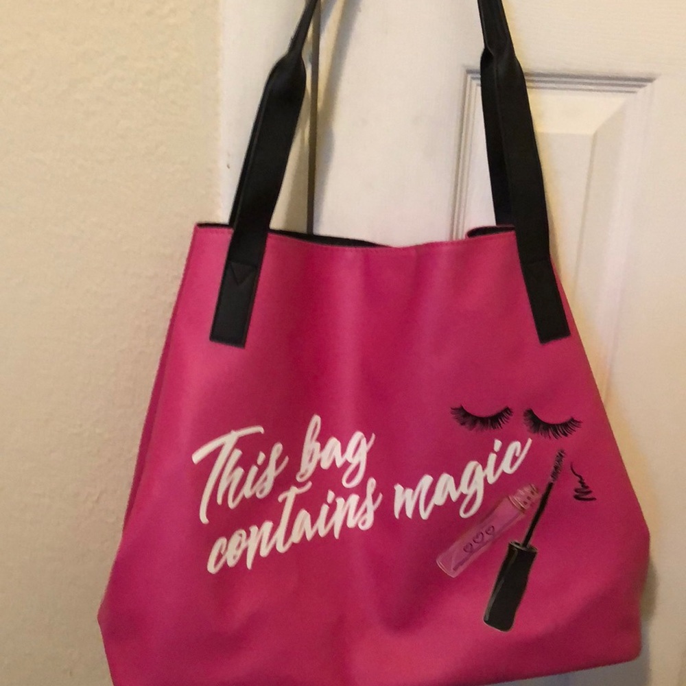 Tote bag